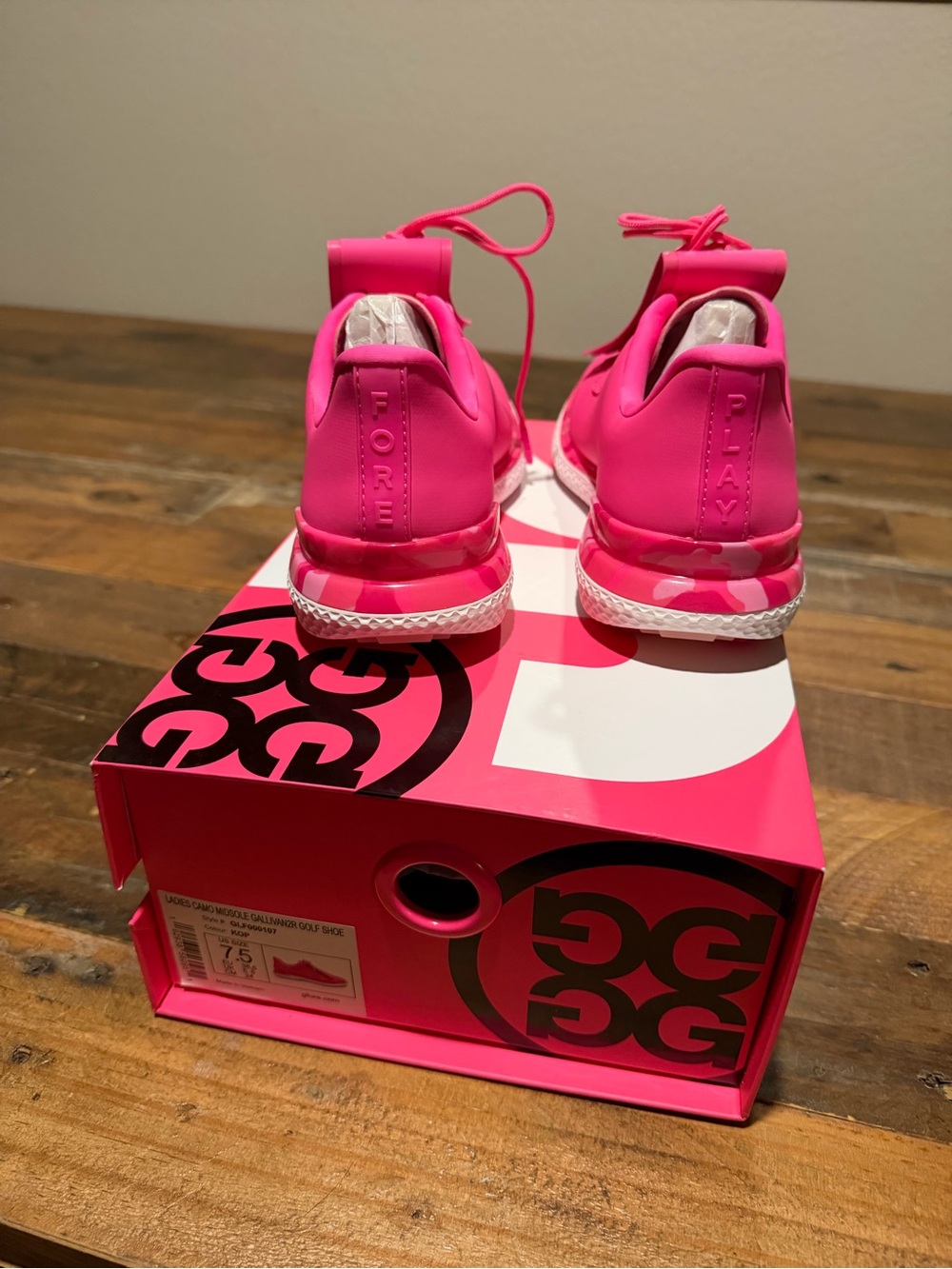 G/FORE Womens Gallivan2r Camo Welt Golf Shoes - Knockout Pink - Picture 3 of 4